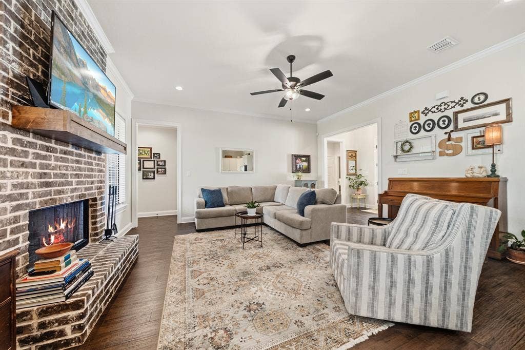 2108 Stinson Court, Lorena, TX 76655 2108 Stinson Court, Lorena, TX 76655
