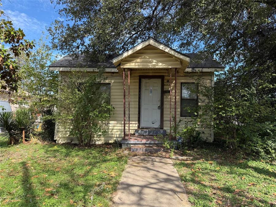 Property photo for 501 Hatton Street, Waco, TX