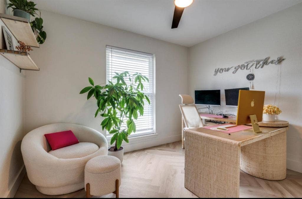 171 Wildwood Drive, DeSoto, TX 75115 Versatile second bedroom or home office with natural light