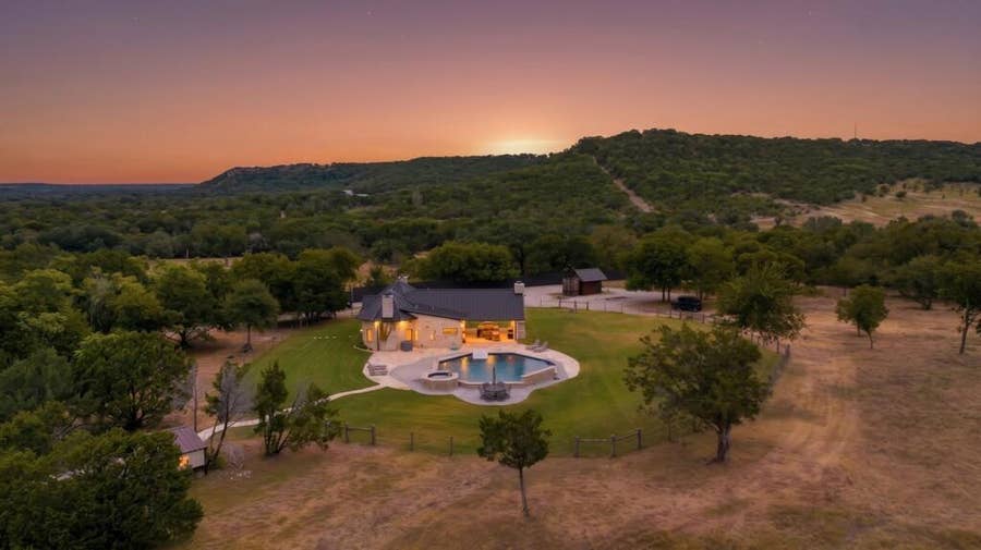 Property photo for 3311 County Road 1035, Meridian, TX