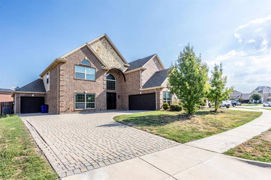 Property photo for 4803 Comstock Way, Mansfield, TX