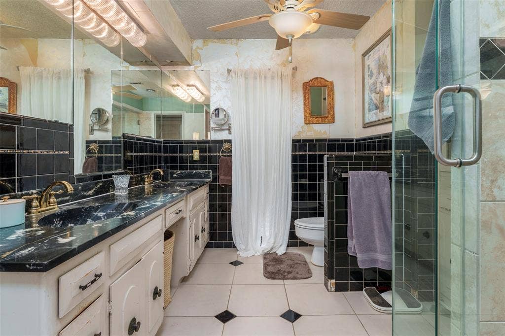 1803 Arrowhead Drive, Pantego, TX 76013