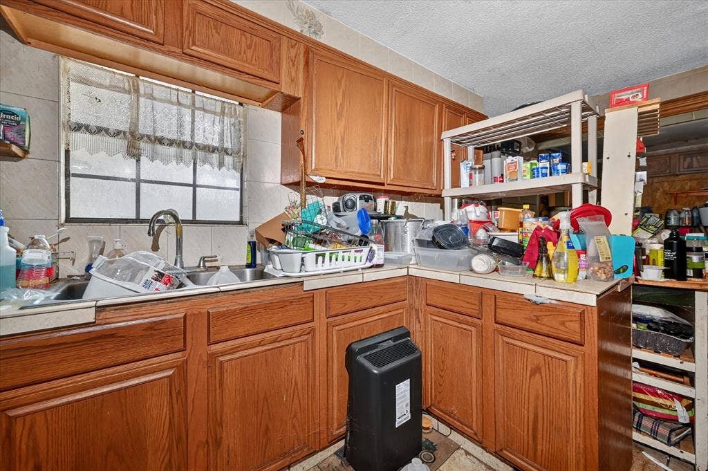 1727 Morris Street, Dallas, TX 75212 1727 Morris Street, Dallas, TX 75212