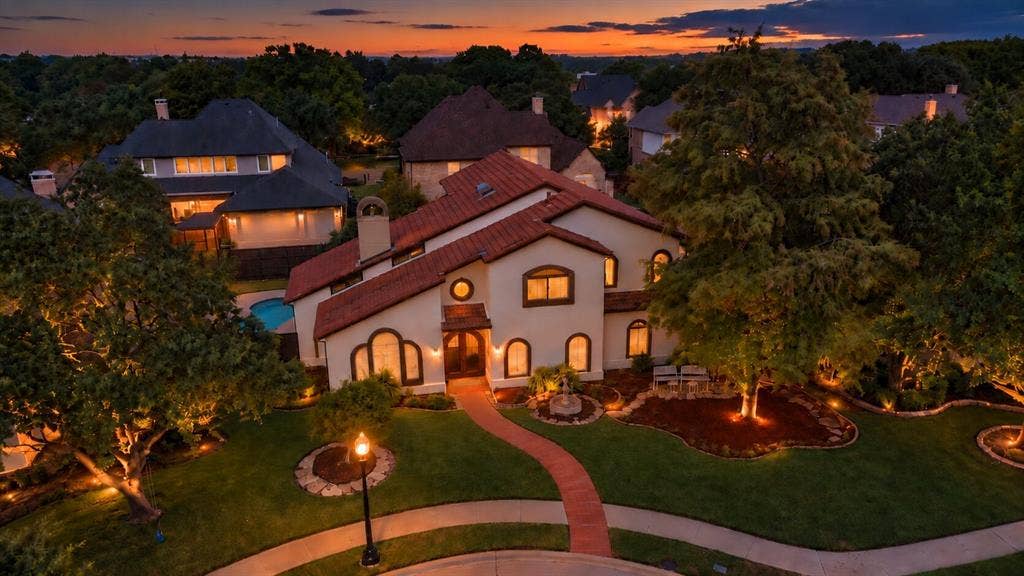 5057 Trail Lake Drive, Plano, TX 75093 5057 Trail Lake Drive, Plano, TX 75093