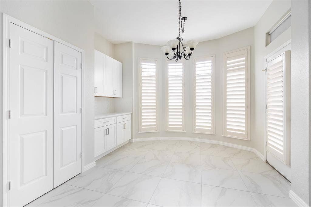 2305 Eldger Drive, Plano, TX 75025 2305 Eldger Drive, Plano, TX 75025