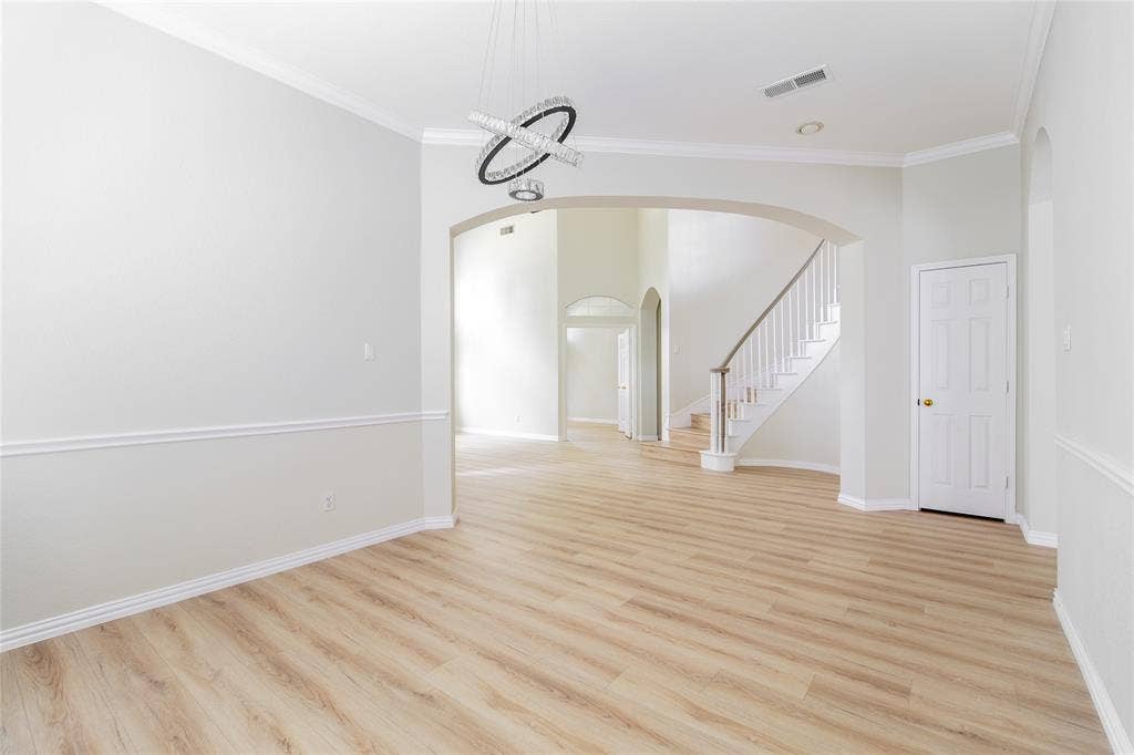 2305 Eldger Drive, Plano, TX 75025 2305 Eldger Drive, Plano, TX 75025