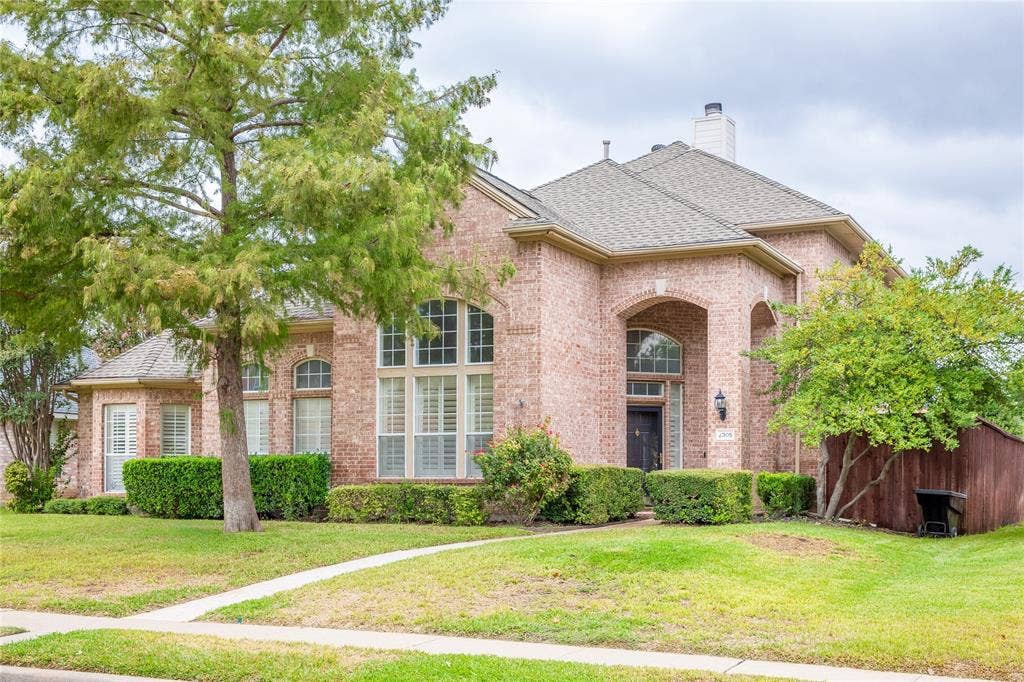 2305 Eldger Drive, Plano, TX 75025 2305 Eldger Drive, Plano, TX 75025