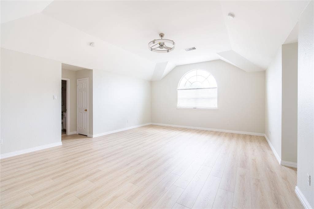 2305 Eldger Drive, Plano, TX 75025 2305 Eldger Drive, Plano, TX 75025