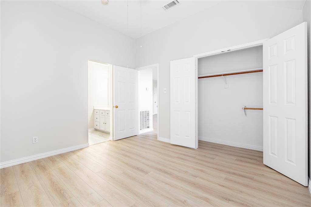2305 Eldger Drive, Plano, TX 75025 2305 Eldger Drive, Plano, TX 75025