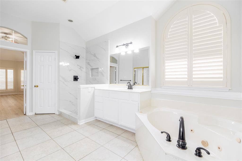 2305 Eldger Drive, Plano, TX 75025 2305 Eldger Drive, Plano, TX 75025