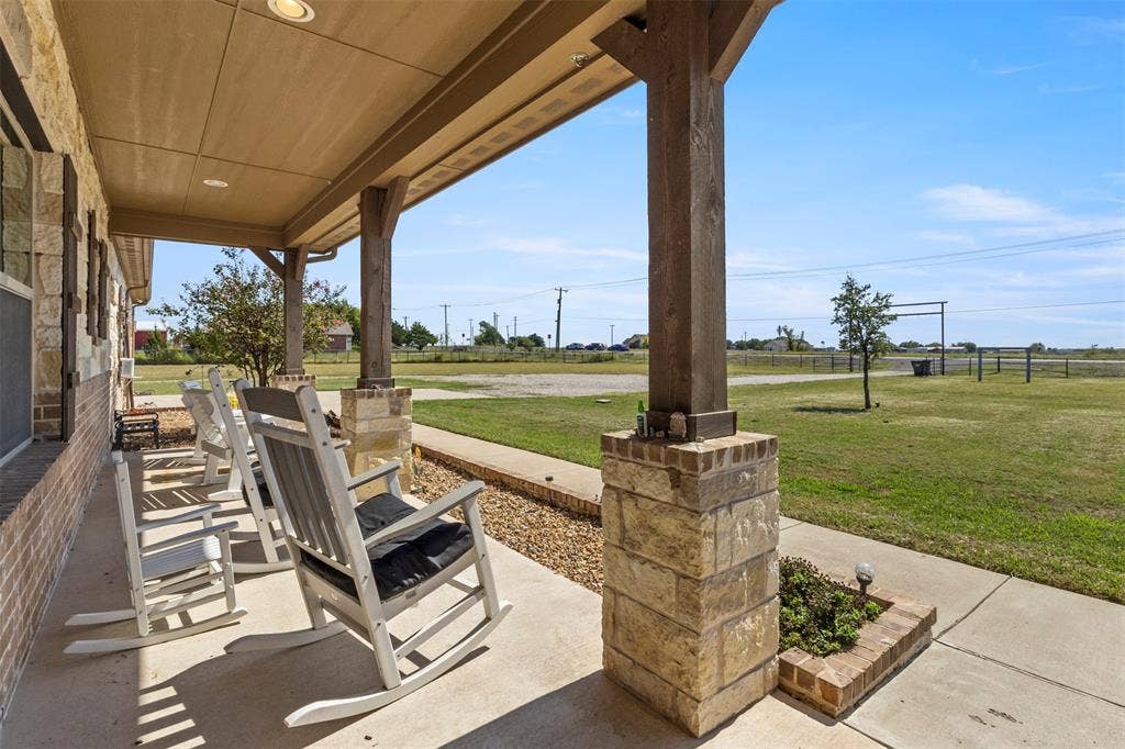 5715 Fm 547, Farmersville, TX 75442
