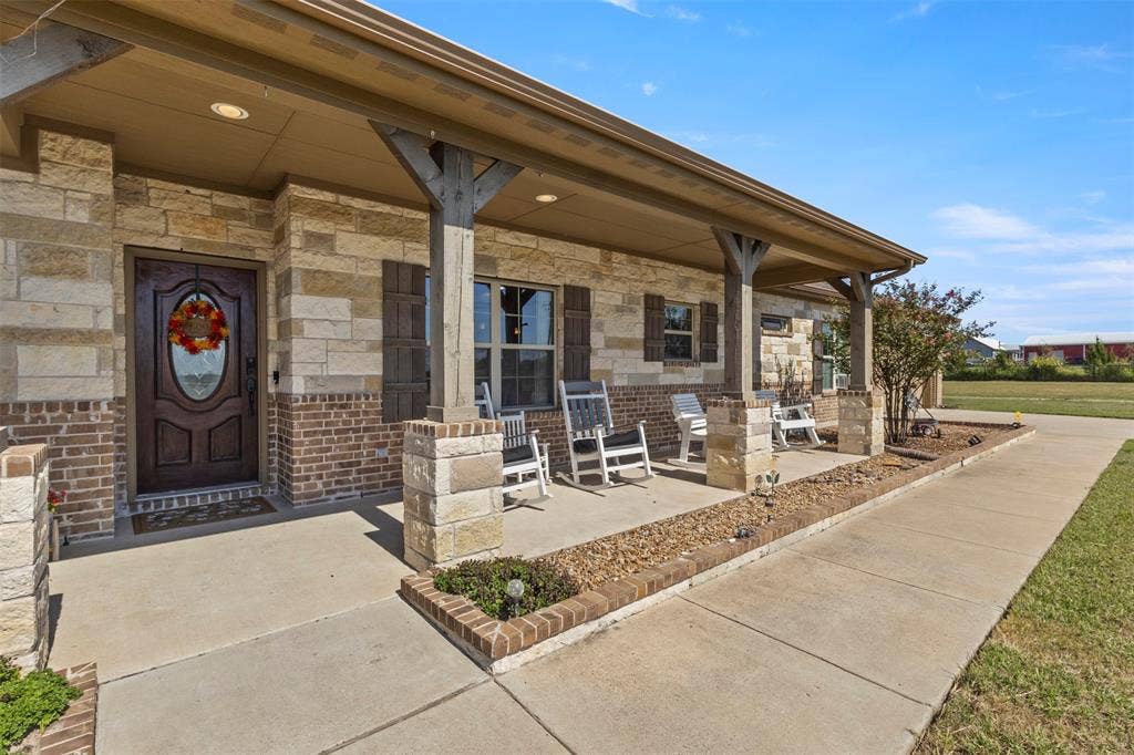 5715 Fm 547, Farmersville, TX 75442