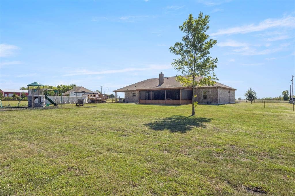 5715 Fm 547, Farmersville, TX 75442