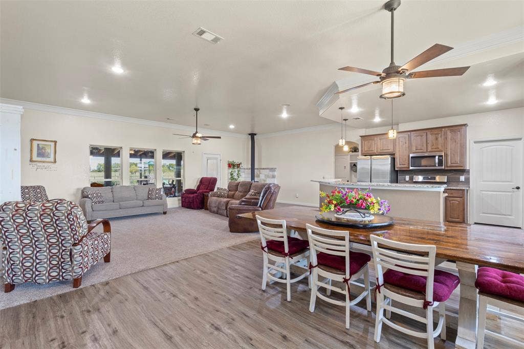 5715 Fm 547, Farmersville, TX 75442