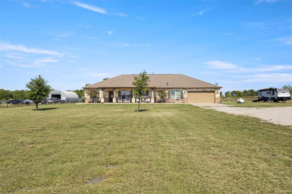 5715 Fm 547, Farmersville, TX 75442