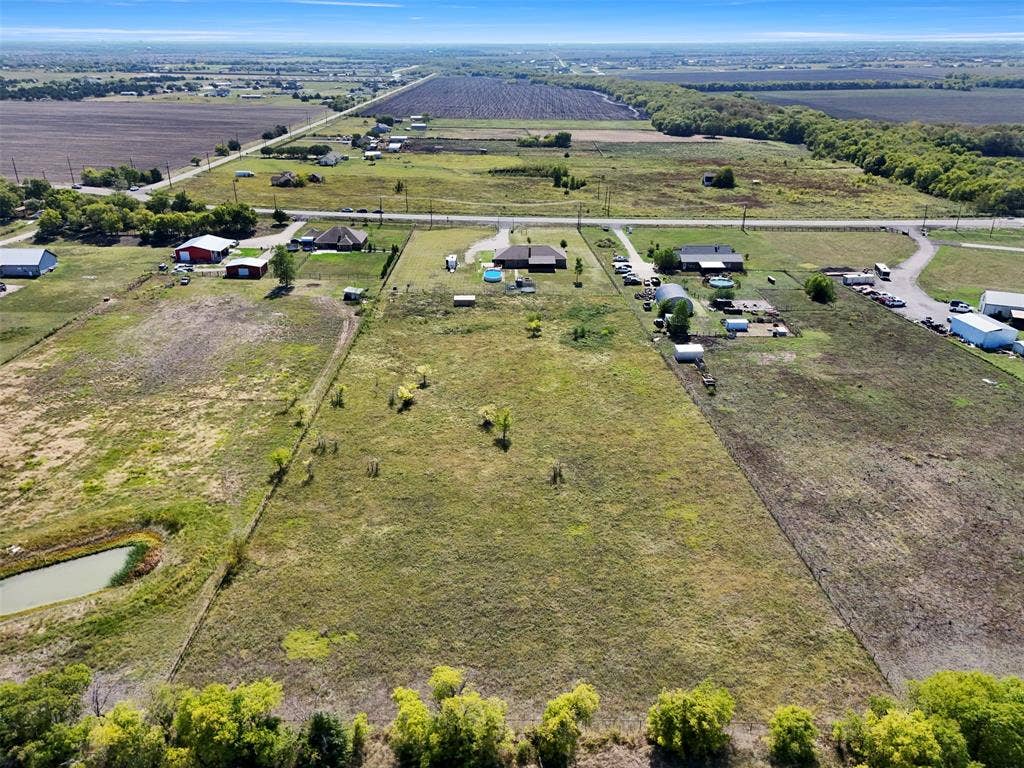 5715 Fm 547, Farmersville, TX 75442