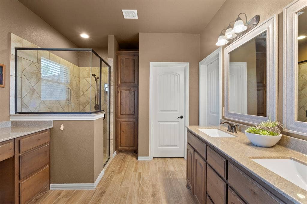5715 Fm 547, Farmersville, TX 75442