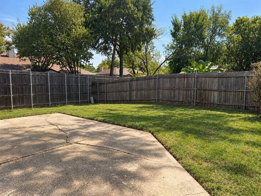 806 Blessing Creek Drive, Euless, TX 76039 806 Blessing Creek Drive, Euless, TX 76039
