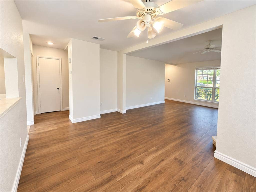 806 Blessing Creek Drive, Euless, TX 76039 806 Blessing Creek Drive, Euless, TX 76039