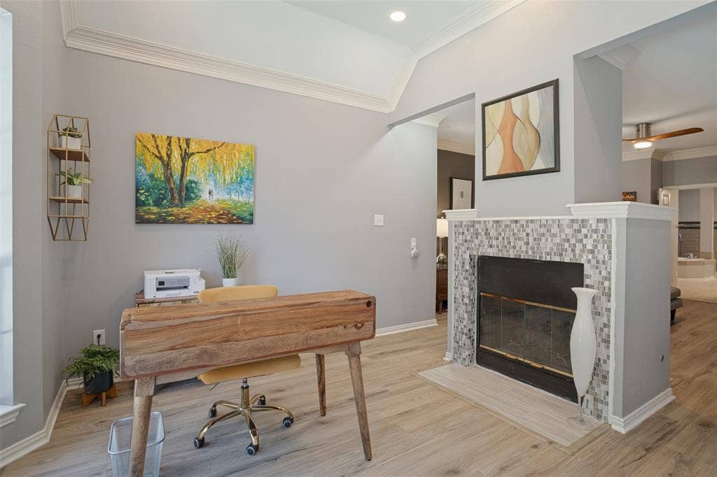 Primary suite with bonus room.