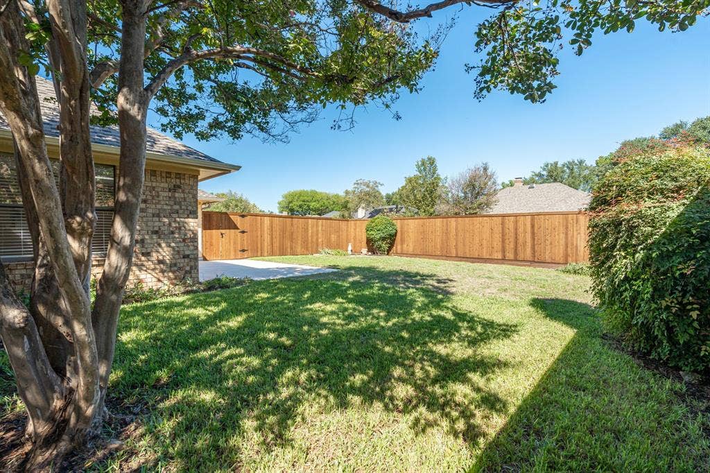 907 Rush Creek Drive, Allen, TX 75002