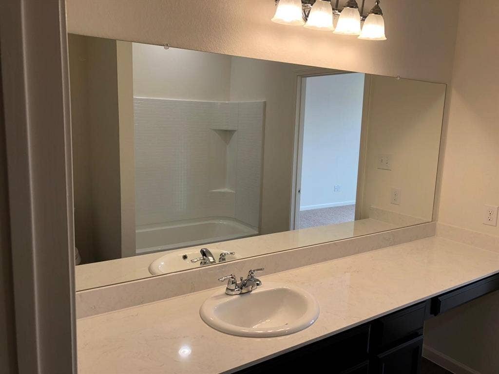 718 Windsor Court, Lavon, TX 75166 718 Windsor Court, Lavon, TX 75166