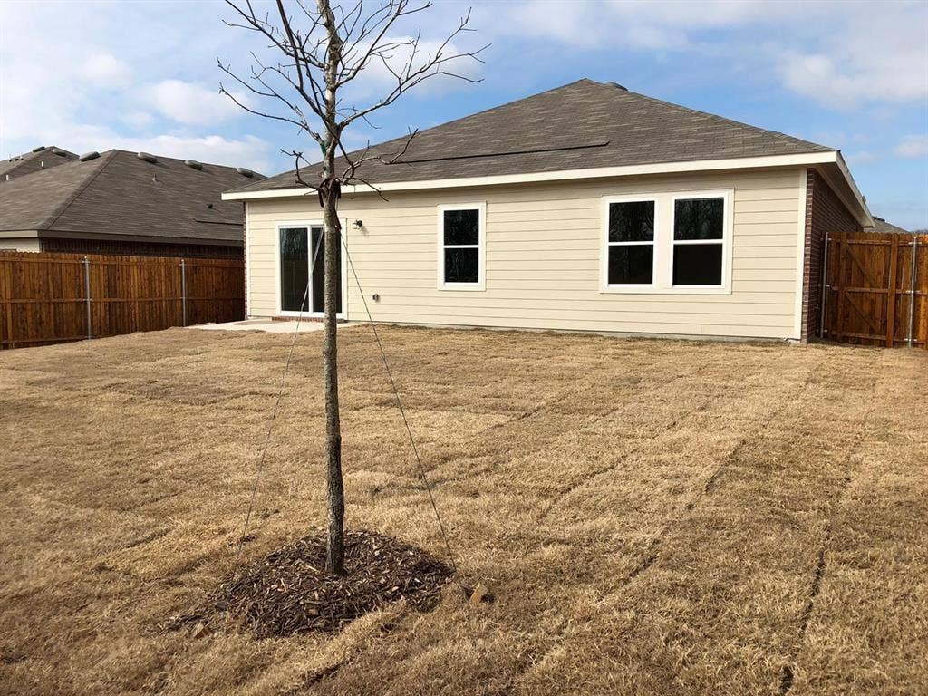 718 Windsor Court, Lavon, TX 75166 718 Windsor Court, Lavon, TX 75166