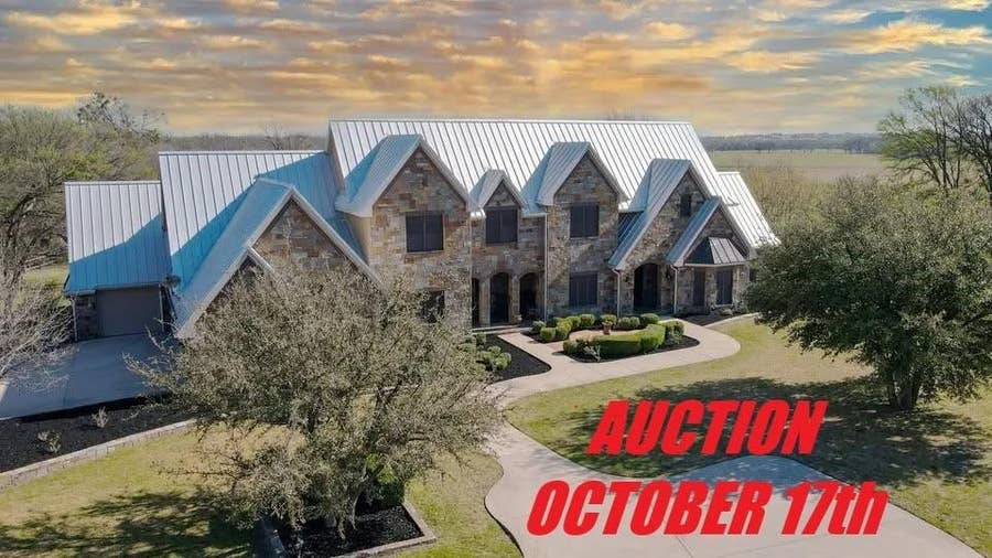 Property photo for 8970 Burnett Road, Justin, TX