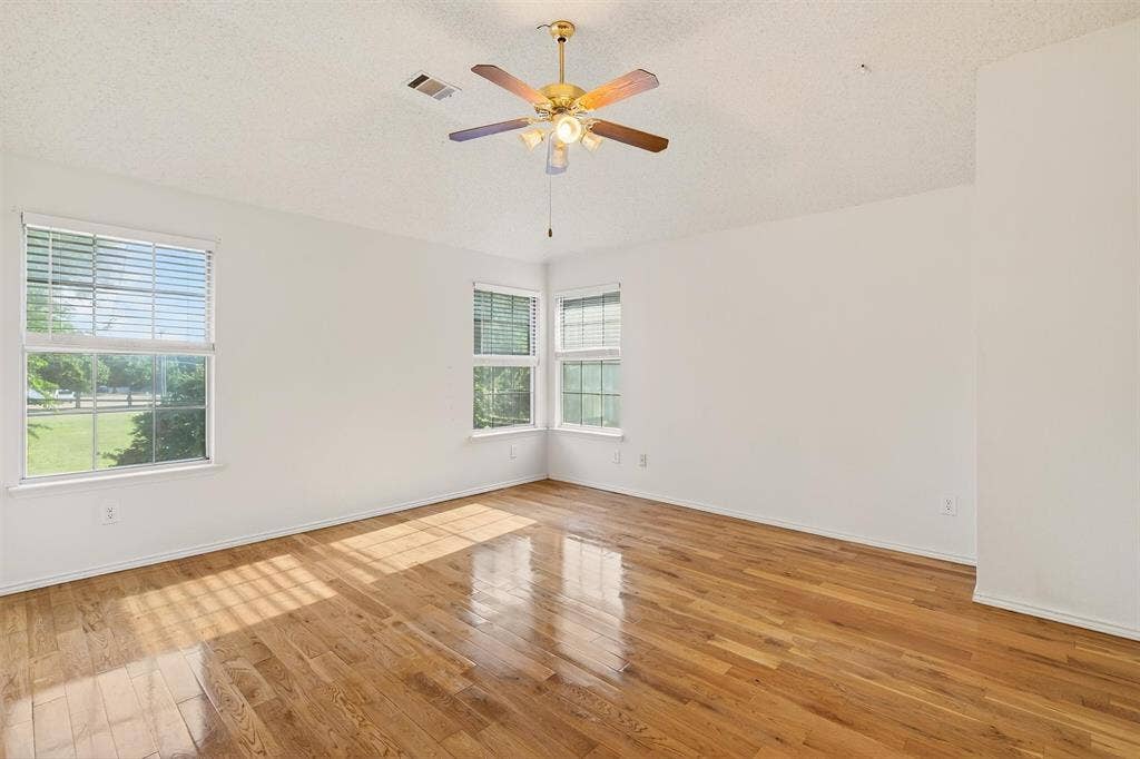 3100 Verbena Drive, Plano, TX 75075 3100 Verbena Drive, Plano, TX 75075