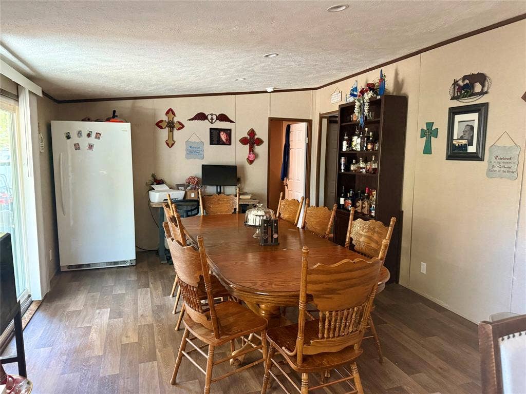 802 Lincoln Street, Campbell, TX 75422