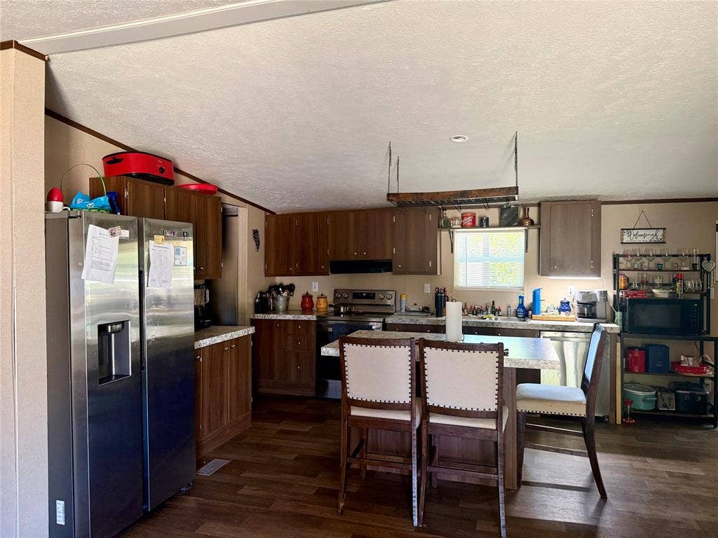 802 Lincoln Street, Campbell, TX 75422