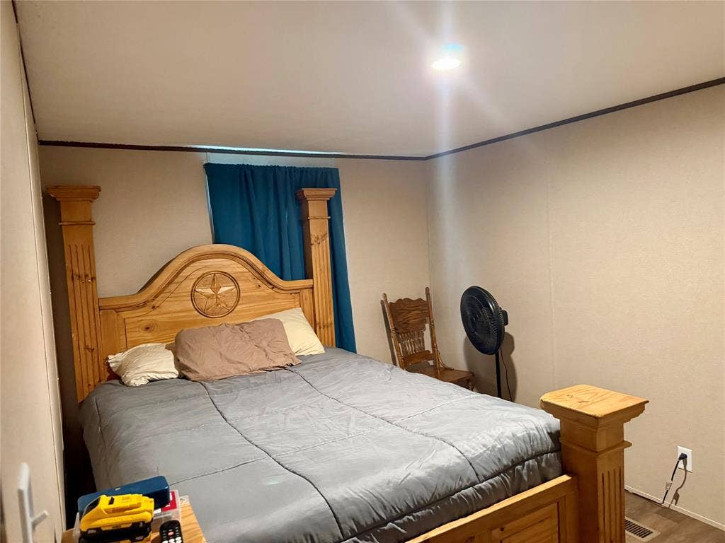 802 Lincoln Street, Campbell, TX 75422