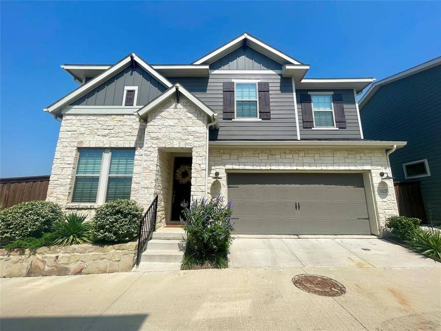 Property photo for 14225 Walsh Avenue, Fort Worth, TX
