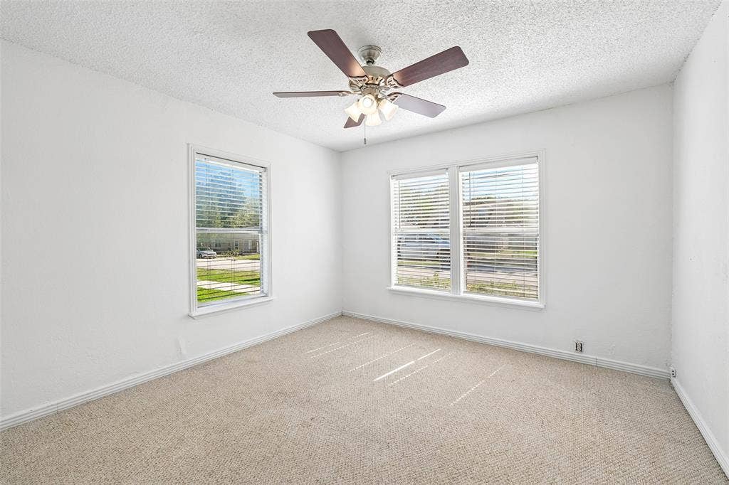 503 E Avenue F, Midlothian, TX 76065 503 E Avenue F, Midlothian, TX 76065