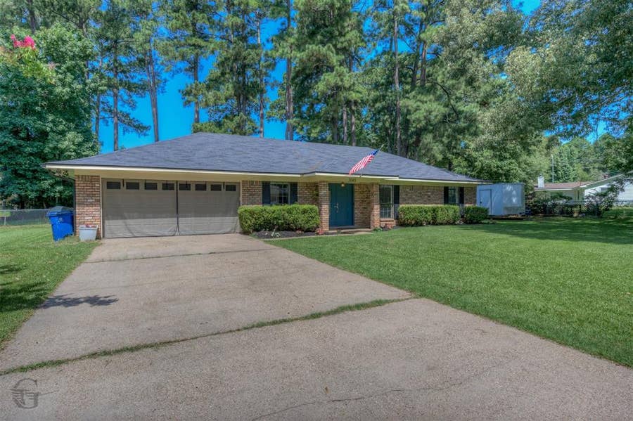 Property photo for 3063 Hayes Drive, Shreveport, LA