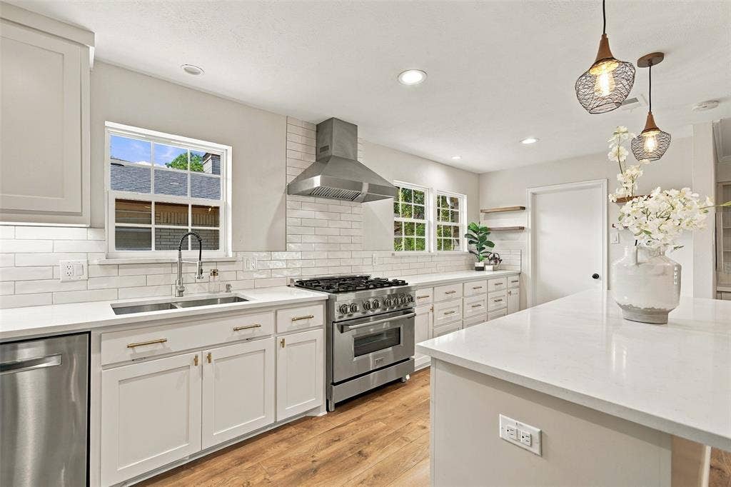 8311 Baumgarten Drive, Dallas, TX 75228