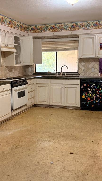 200 Windridge Trail, Burleson, TX 76028 200 Windridge Trail, Burleson, TX 76028