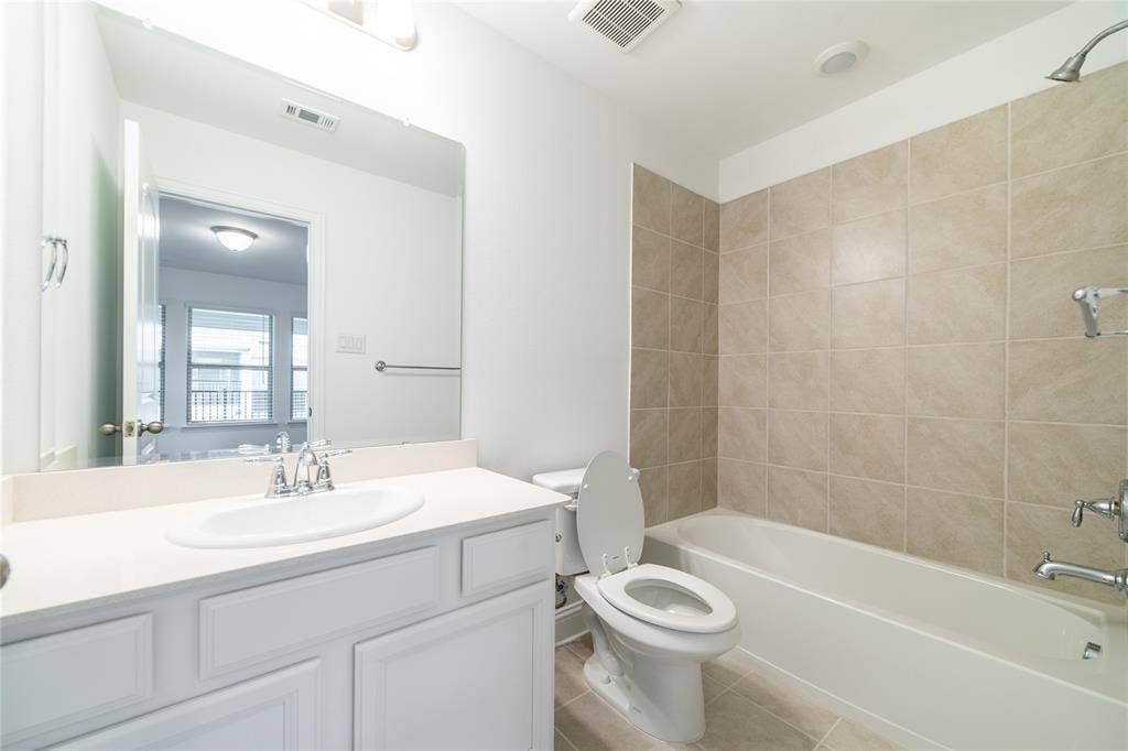 3509 Treasure Drive, Plano, TX 75074 Ensuite 3rd Floor