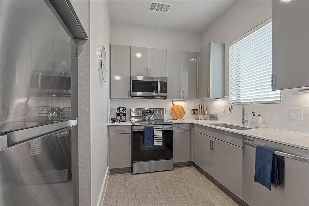 3903 Banks, McKinney, TX 75071 3903 Banks, McKinney, TX 75071