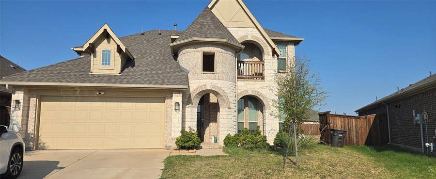 Property photo for 9104 Rock Nettle Drive, Fort Worth, TX