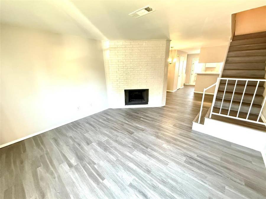 Property photo for 629 Carriagehouse Lane, #H6, Garland, TX
