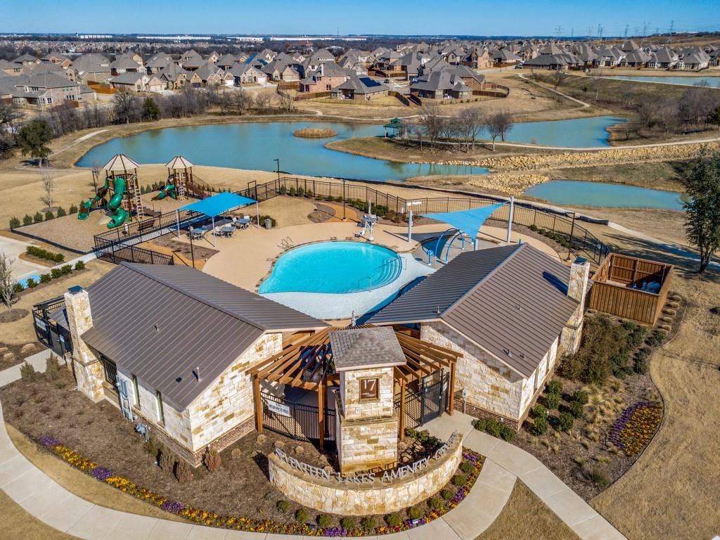 Amazing community center with pool, splash pad, built-in grills, fireplaces and gathering areas all within walking distance
