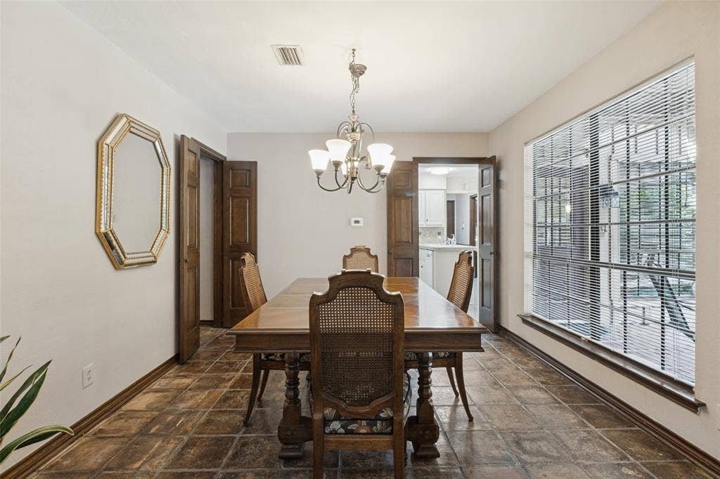 3003 Creekbend Drive, Plano, TX 75075 3003 Creekbend Drive, Plano, TX 75075
