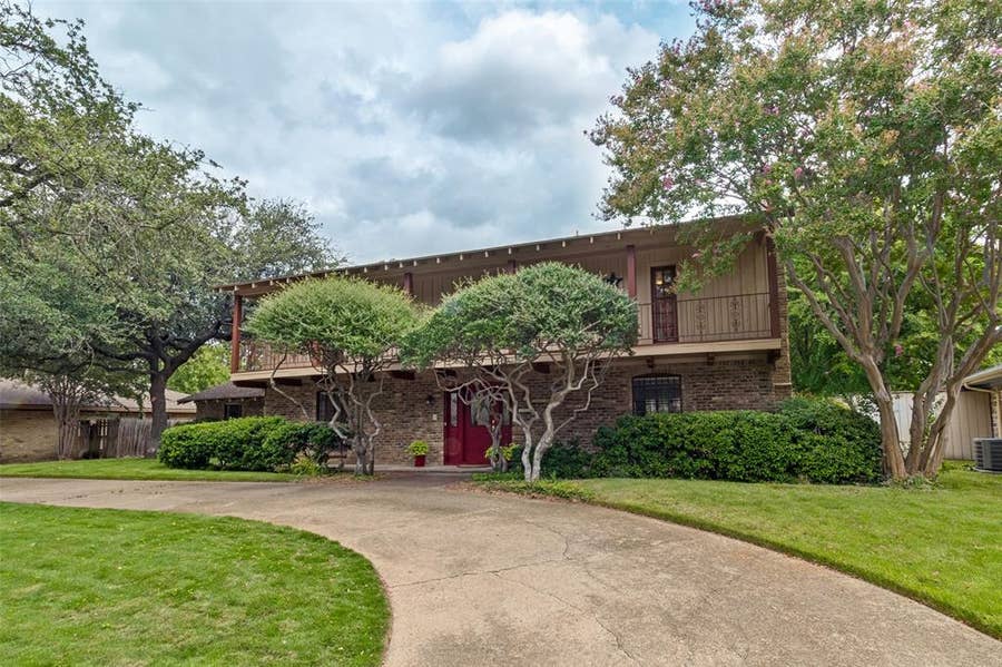 Property photo for 3003 Creekbend Drive, Plano, TX