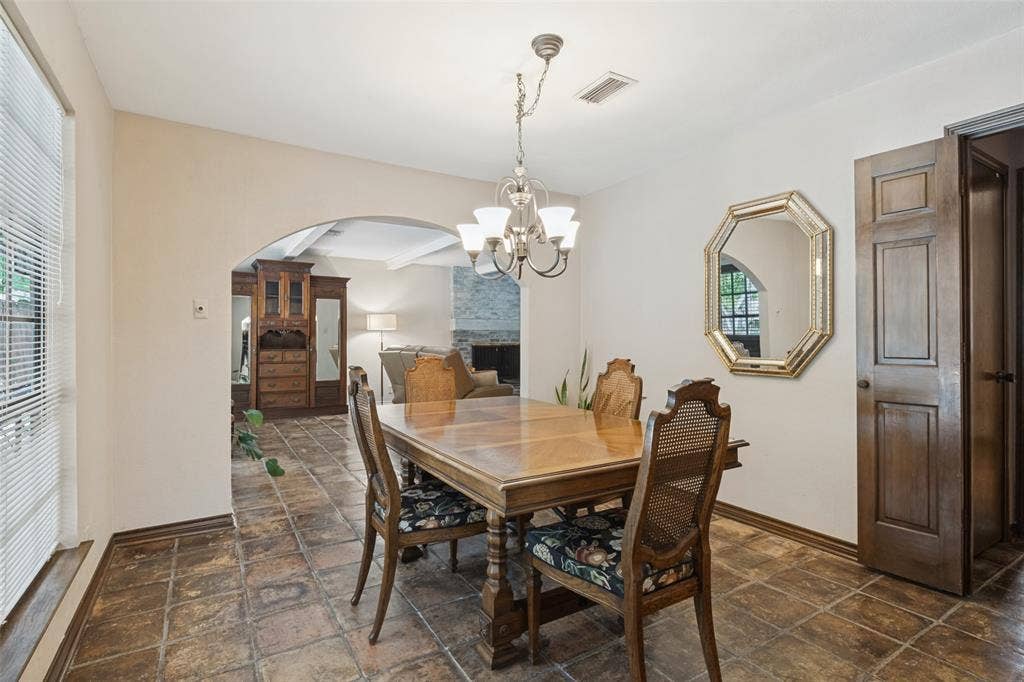 3003 Creekbend Drive, Plano, TX 75075 3003 Creekbend Drive, Plano, TX 75075