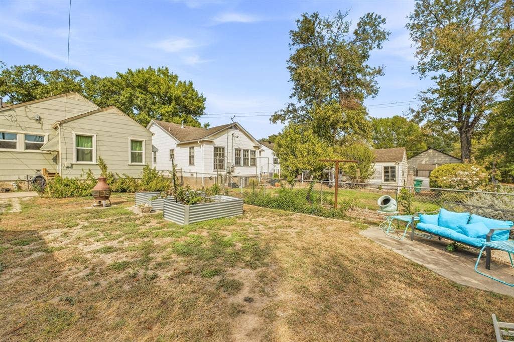 4309 Lovell, Fort Worth, TX 76107
