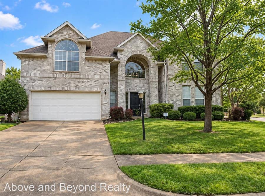 Property photo for 2639 Cedar View Drive, Arlington, TX