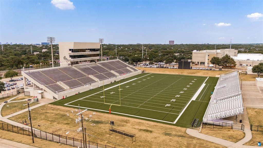 7333 Pleasant View Drive, Dallas, TX 75231 Lake Highlands High School.