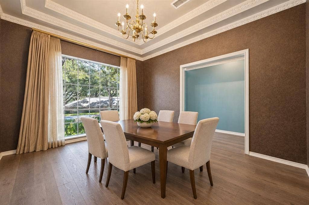 7333 Pleasant View Drive, Dallas, TX 75231 7333 Pleasant View Drive, Dallas, TX 75231