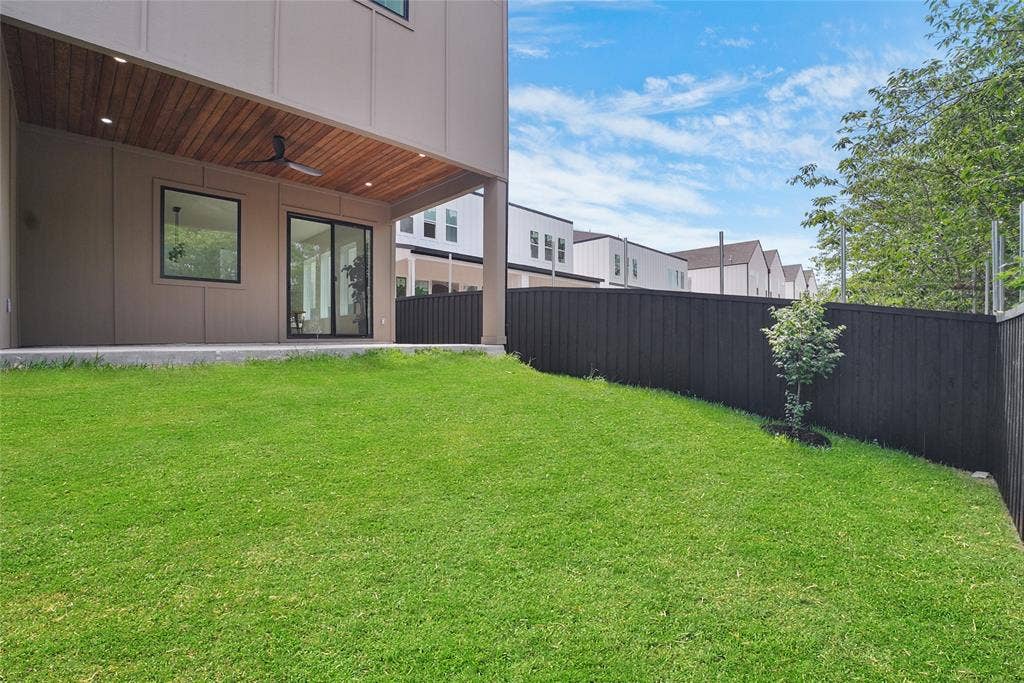 1825 Pollard Street, Dallas, TX 75208 1825 Pollard Street, Dallas, TX 75208